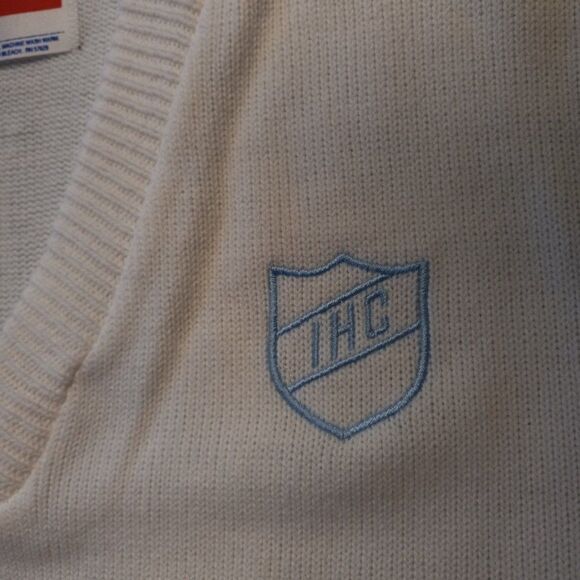 NWT Vintage IHC White XL Long Sleeve School Apparel Sweater - Picture 4 of 5